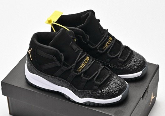 Kids Jordan Shoes 11 36